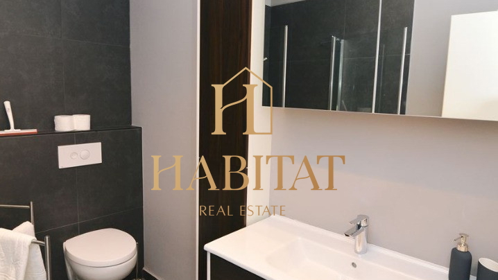 Lovran, stan, 120 m2, prvi red do mora