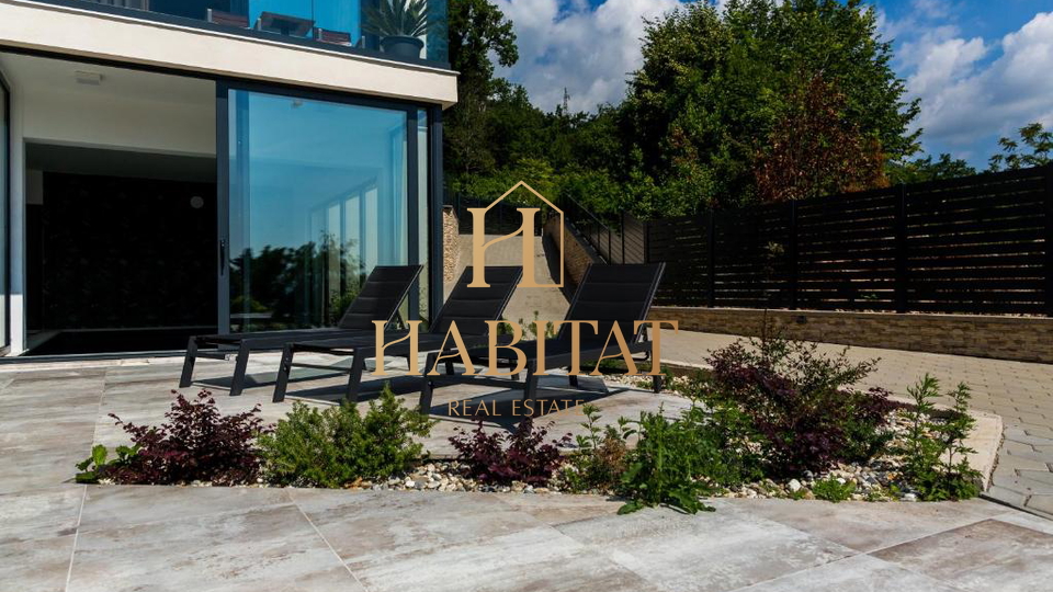 Hi&scaron;a&comma; 400 m2&comma; Prodaja&comma; Lovran