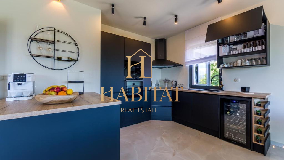 Hi&scaron;a&comma; 400 m2&comma; Prodaja&comma; Lovran