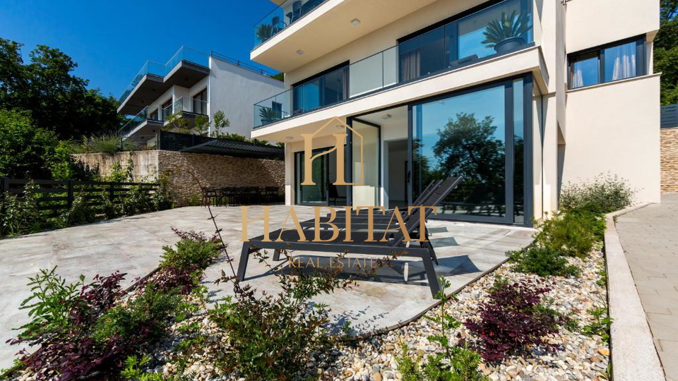 Hi&scaron;a&comma; 400 m2&comma; Prodaja&comma; Lovran