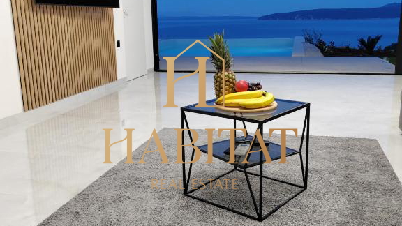 Lovran - Medveja&comma; ku&cacute;a s otvorenim pogledom na more