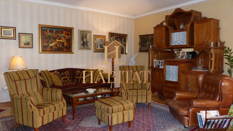 House, 400 m2, For Sale, Opatija