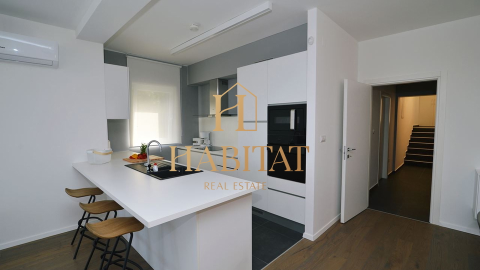 Wohnung, 128 m2, Verkauf, Lovran