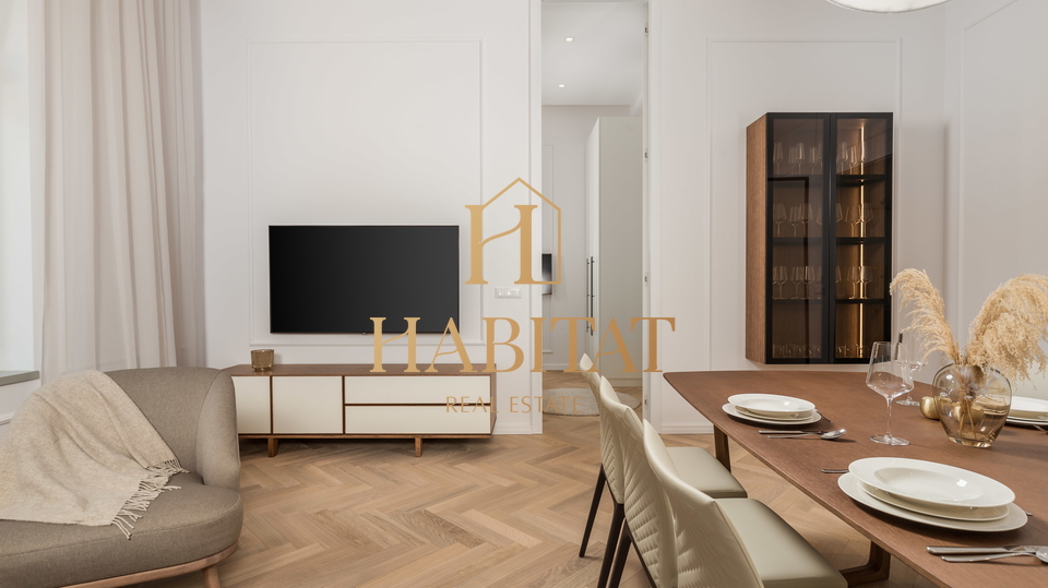 Opatija - centar&comma; luksuzan stan u povijesnoj vili&comma; 2S&plus;DB