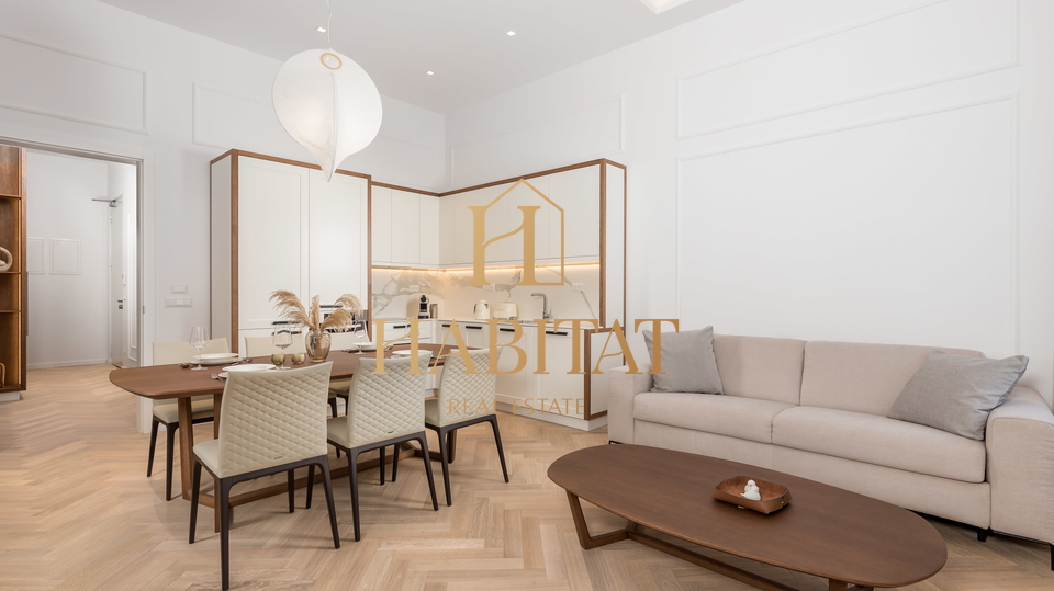 Opatija - centar&comma; luksuzan stan u povijesnoj vili&comma; 2S&plus;DB