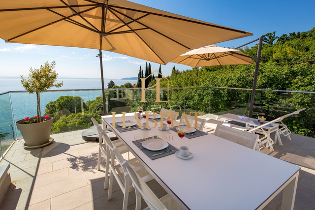 Wohnung, 128 m2, Verkauf, Lovran