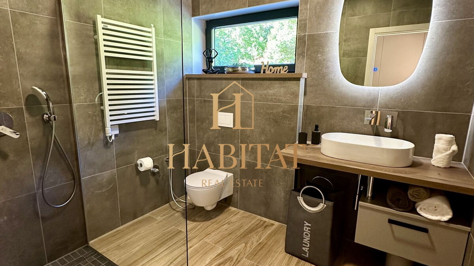 House, 190 m2, For Sale, Mošćenička Draga