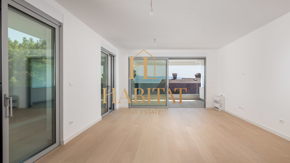 Opatija, stan 2S+DB s bazenom i pogledom na more