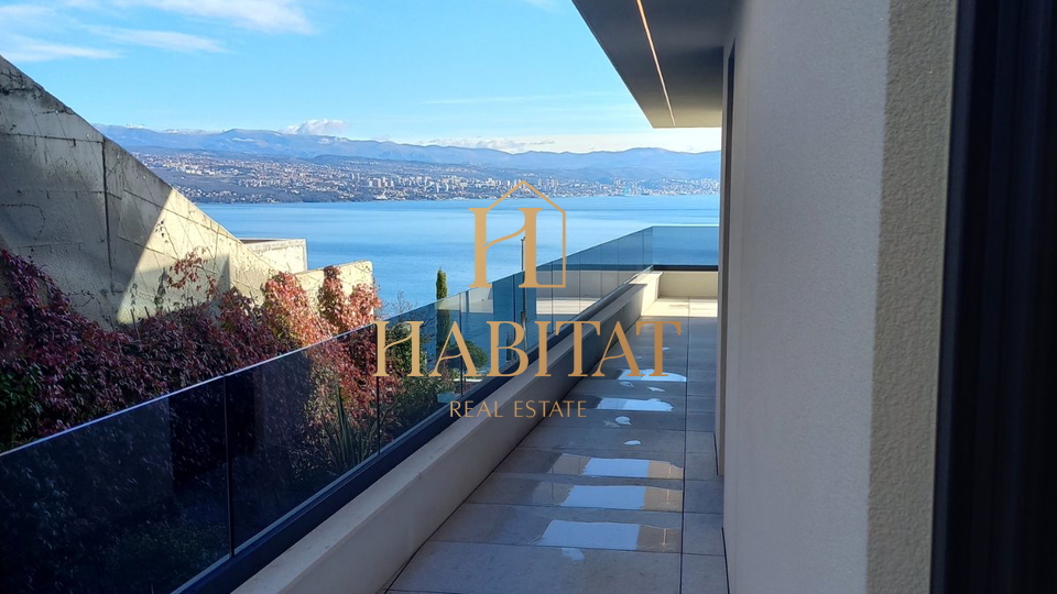 Opatija&comma; luksuzni stan s pogledom na more&comma; 3S&plus;DB&comma; 144&comma;30 m2