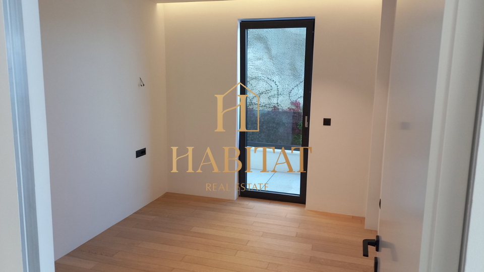 Opatija&comma; luksuzni stan s pogledom na more&comma; 3S&plus;DB&comma; 144&comma;30 m2