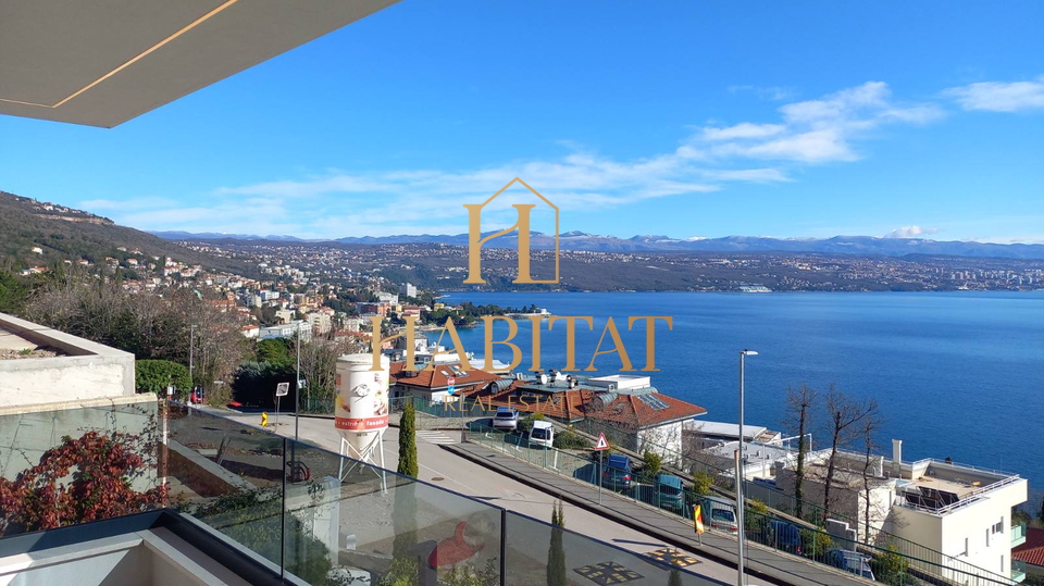 Opatija&comma; luksuzni stan s pogledom na more&comma; 3S&plus;DB&comma; 144&comma;30 m2