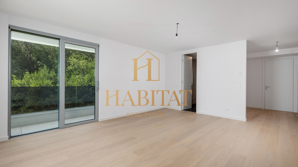 Wohnung, 367 m2, Verkauf, Opatija