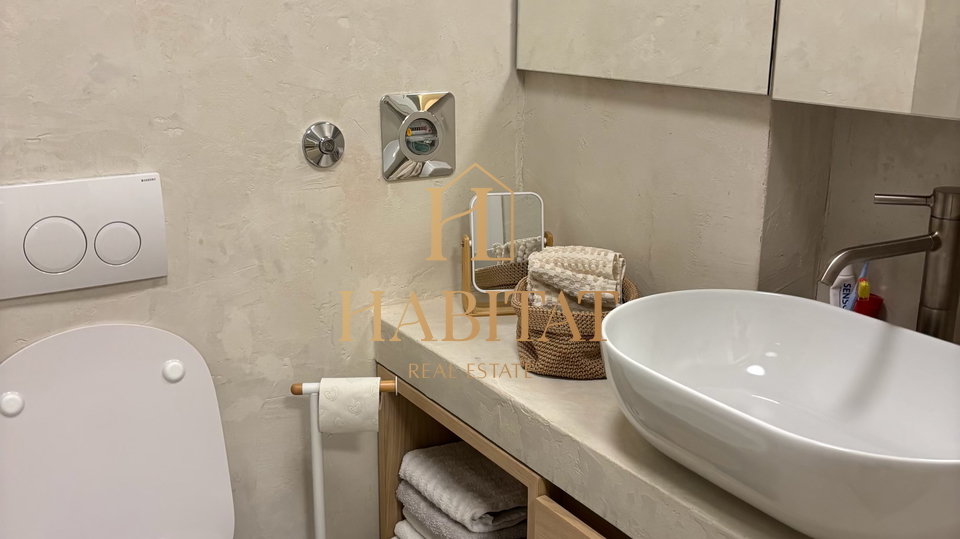 Opatija - centar&comma; predivan stan&comma; 1S&plus;DB&comma; 46m2