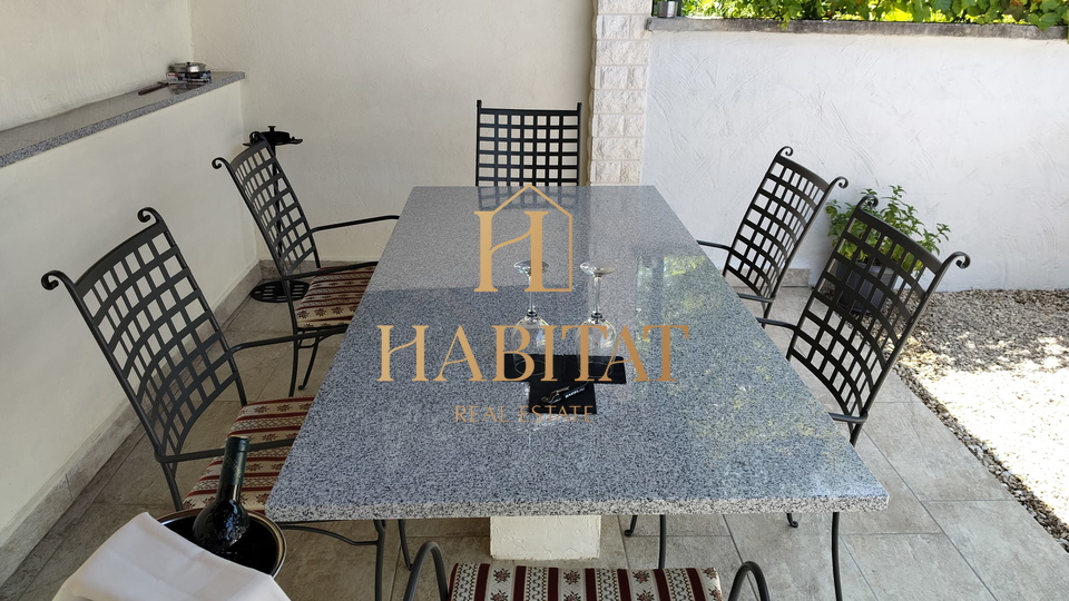 House, 90 m2, For Sale, Vižinada