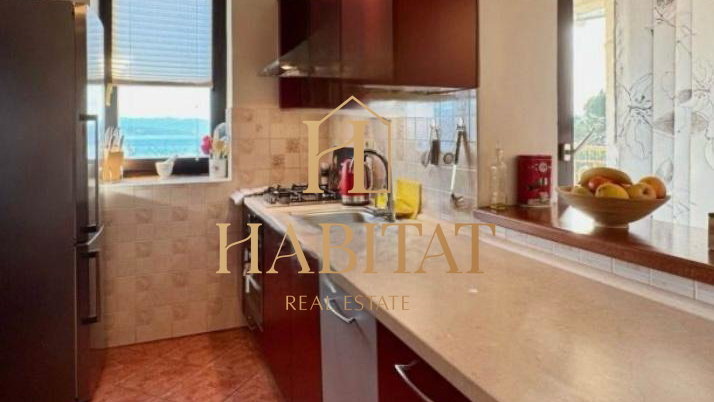Opatija, stan, 3S+DB, 101 m2, pogled na more
