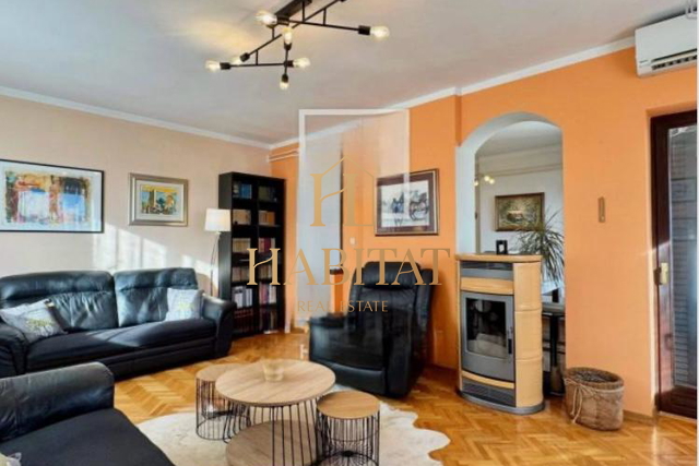 Opatija, stan, 3S+DB, 101 m2, pogled na more