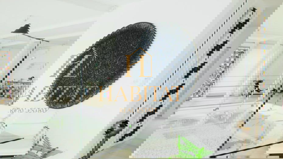 House, 600 m2, For Sale, Opatija