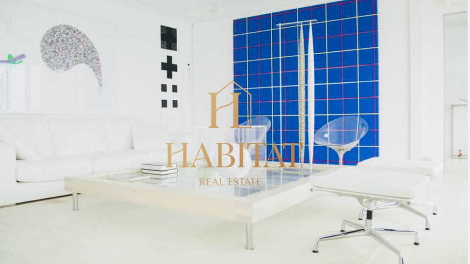 House, 600 m2, For Sale, Opatija