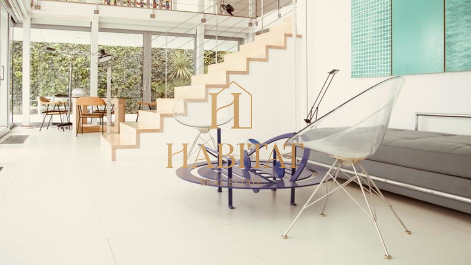 House, 600 m2, For Sale, Opatija