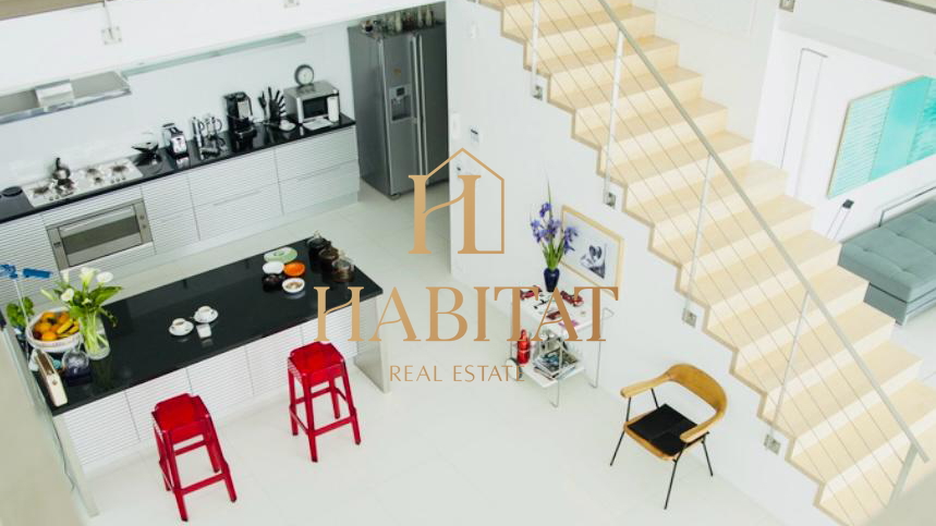 House, 600 m2, For Sale, Opatija