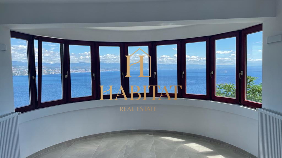 Opatija&comma; stan s pogledom na Kvarner&comma; 2S&plus;DB&comma; 150 m2