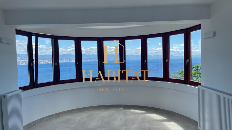 Opatija&comma; stan s pogledom na Kvarner&comma; 2S&plus;DB&comma; 150 m2