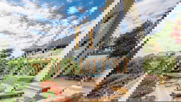 House&comma; 756 m2&comma; For Sale&comma; Opatija