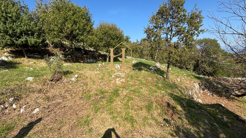 Mo&scaron;&cacute;eni&ccaron;ka Draga - Sveta Jelena&comma; gra&dstrok;evinsko zemlji&scaron;te s pogledom na more&comma; 871 m2