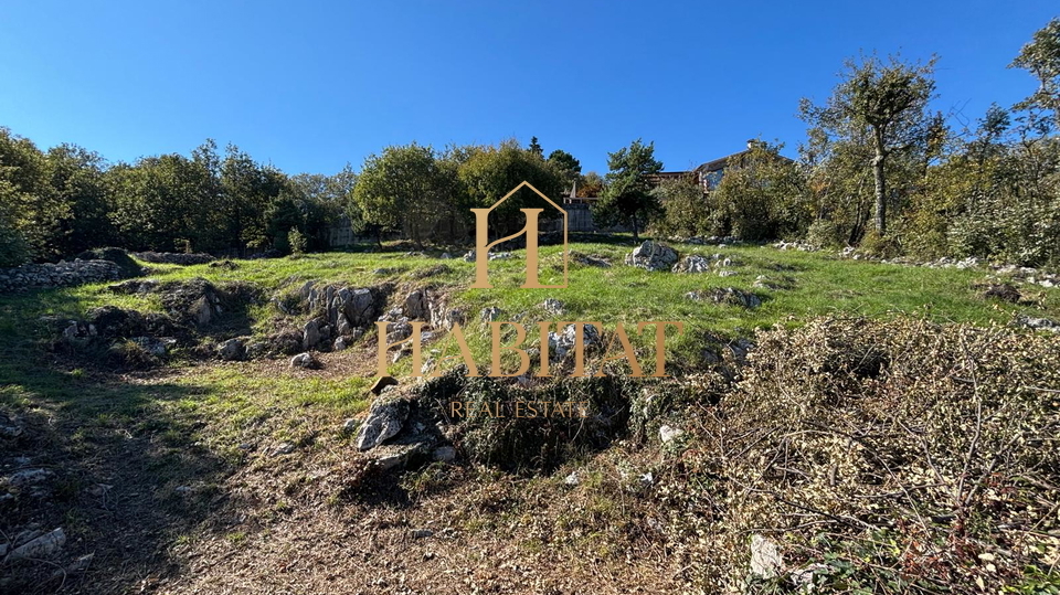 Mo&scaron;&cacute;eni&ccaron;ka Draga - Sveta Jelena&comma; gra&dstrok;evinsko zemlji&scaron;te s pogledom na more&comma; 871 m2