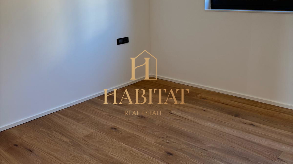 Lovran&comma; stan s vrtom u novogradnji&comma; 3S&plus;DB&comma; 207&comma;10 m2