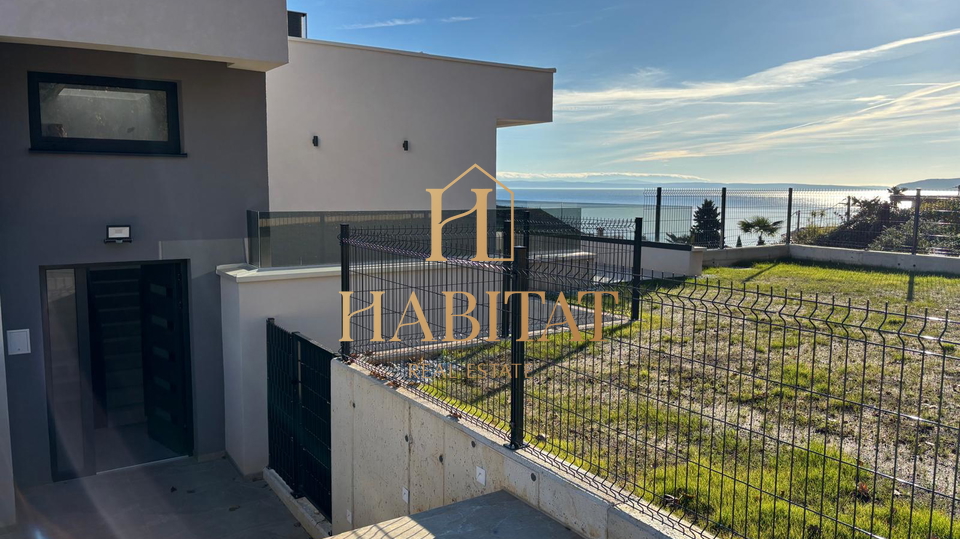 Lovran&comma; stan s vrtom u novogradnji&comma; 2S&plus;DB&comma; 116&comma;89 m2