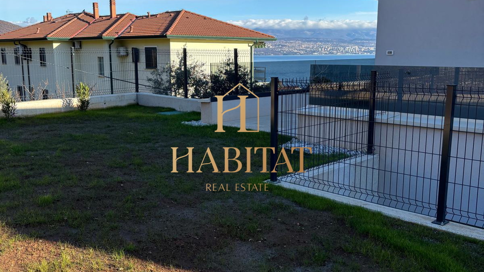 Lovran&comma; stan s vrtom u novogradnji&comma; 3S&plus;DB&comma; 207&comma;10 m2