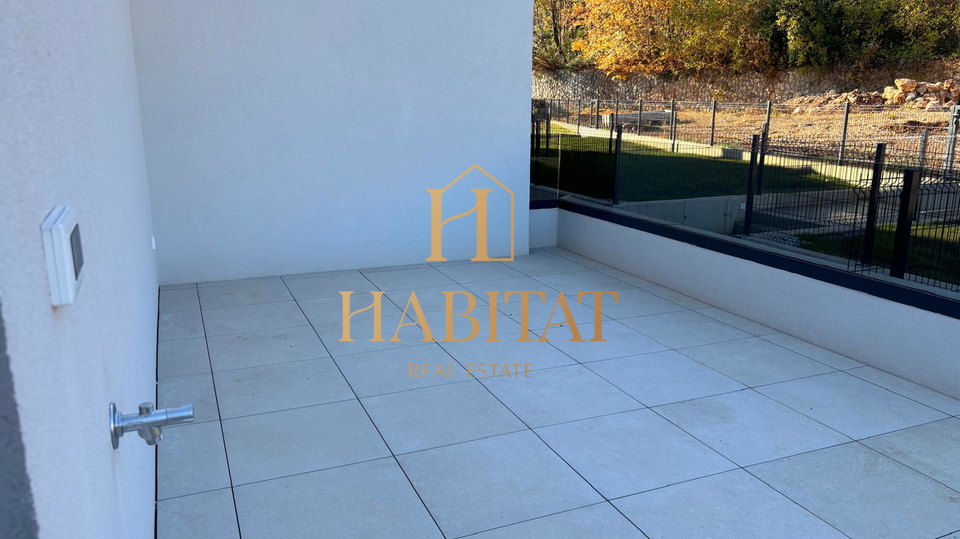 Lovran&comma; stan s vrtom u novogradnji&comma; 3S&plus;DB&comma; 207&comma;10 m2