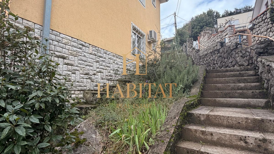 Opatija&comma; stan s pogledom na more&comma; 3S&plus;DB&comma; 88m2