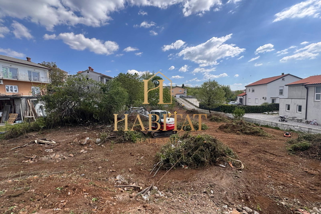 Kastav, građevinsko zemljište, 650 m2