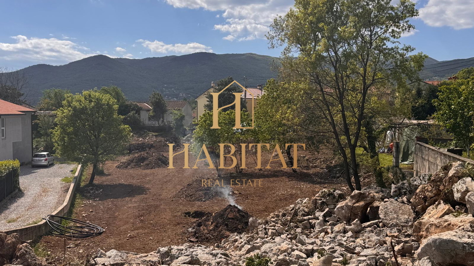 Kastav&comma; gra&dstrok;evinsko zemlji&scaron;te&comma; 850 m2