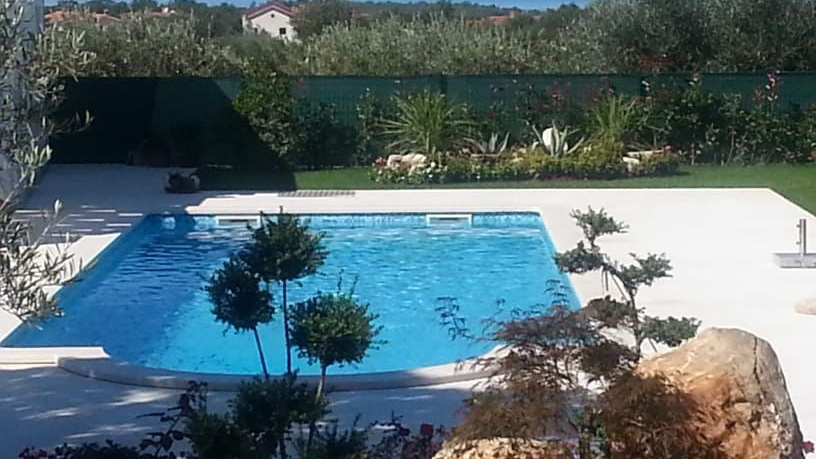 EKSLUZIVNA VILLA SA BAZENOM I PREKRASNIM POGLEDOM  NA MORE&comma; PORE&Ccaron;