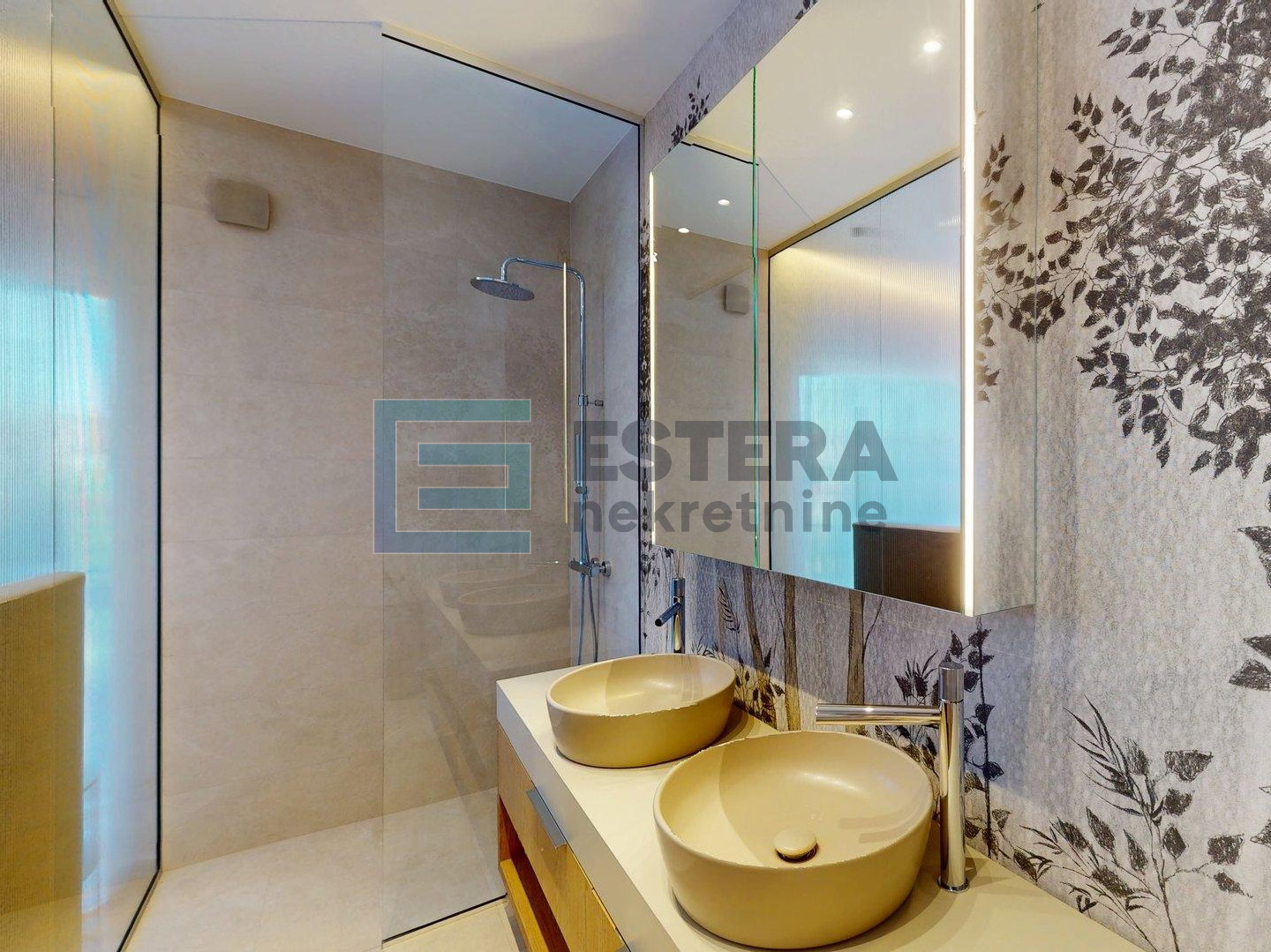 PRODAJA stan 90 m2, 3s, Srebrnjak, terasa