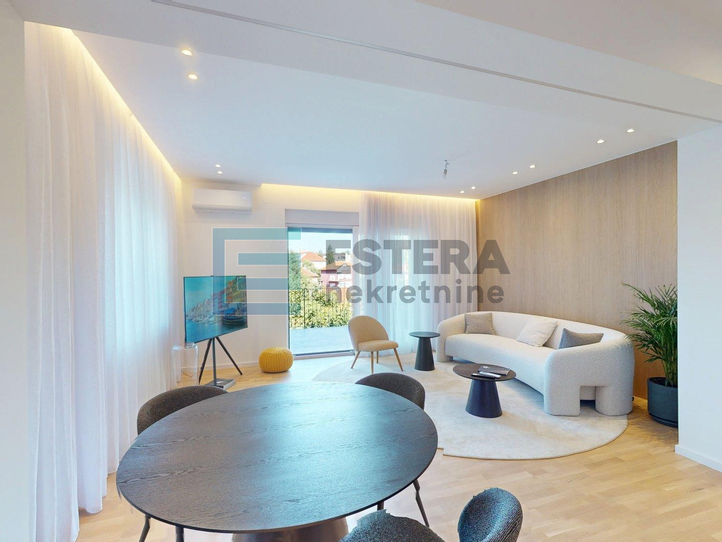 PRODAJA stan 90 m2, 3s, Srebrnjak, terasa