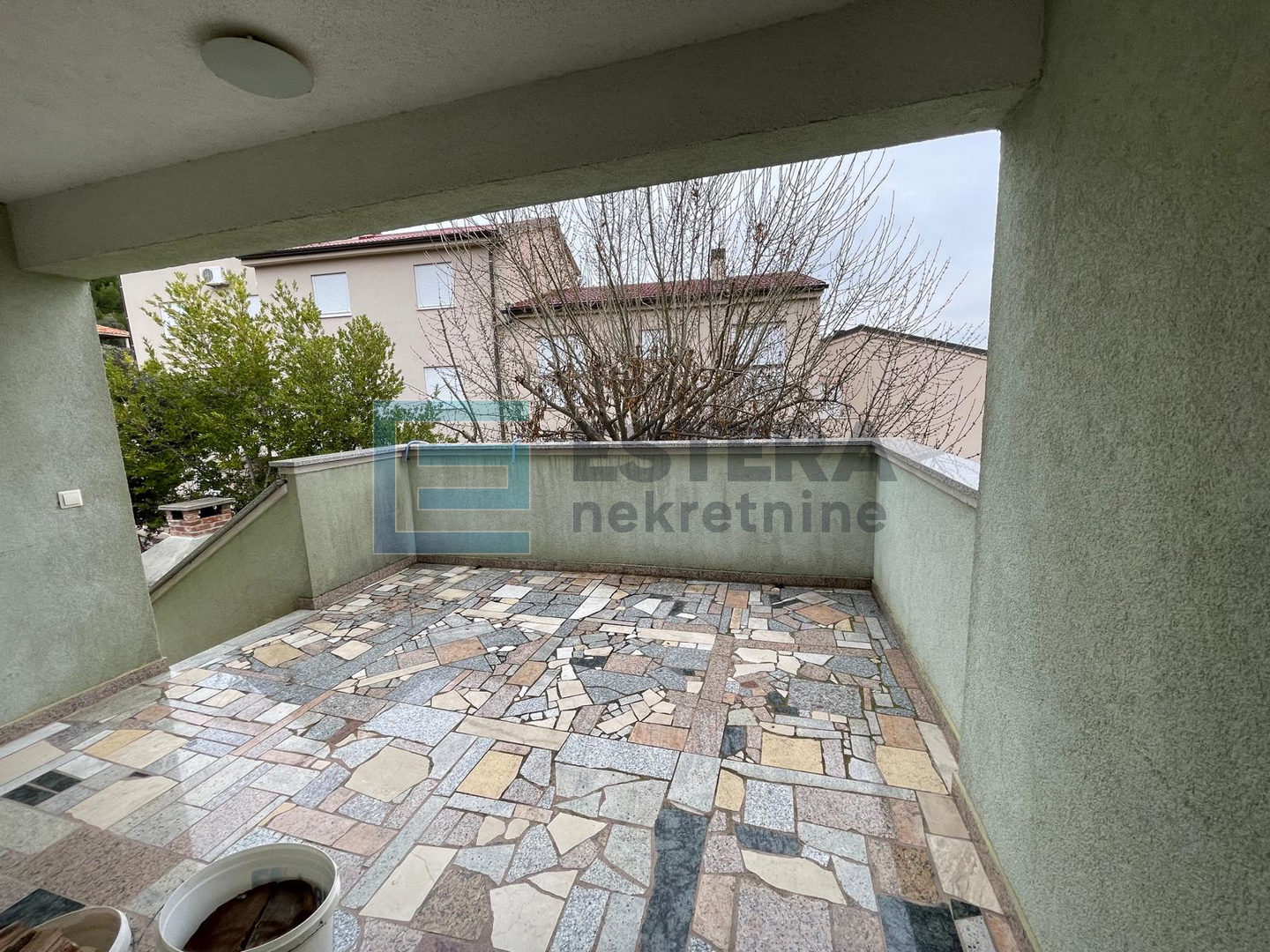 Apartmanska kuća m2 PRODAJA, Pašman, Ždrelac, 60 m od mora, garaža