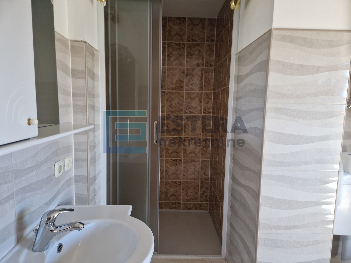 Apartman 89 m2 PRODAJA Vodice, 2. kat, 4s, parking