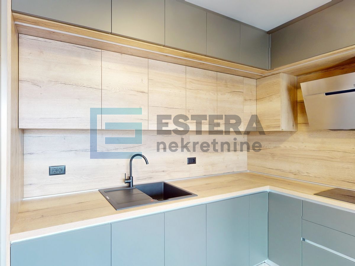 Apartman PRODAJA Vrsi 79 m2, 1. kat