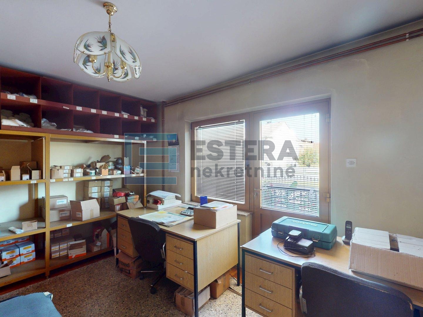 Prodaja stambeno poslovnog kompleksa, dvije kuće i proizvodna hala, Vrbovec