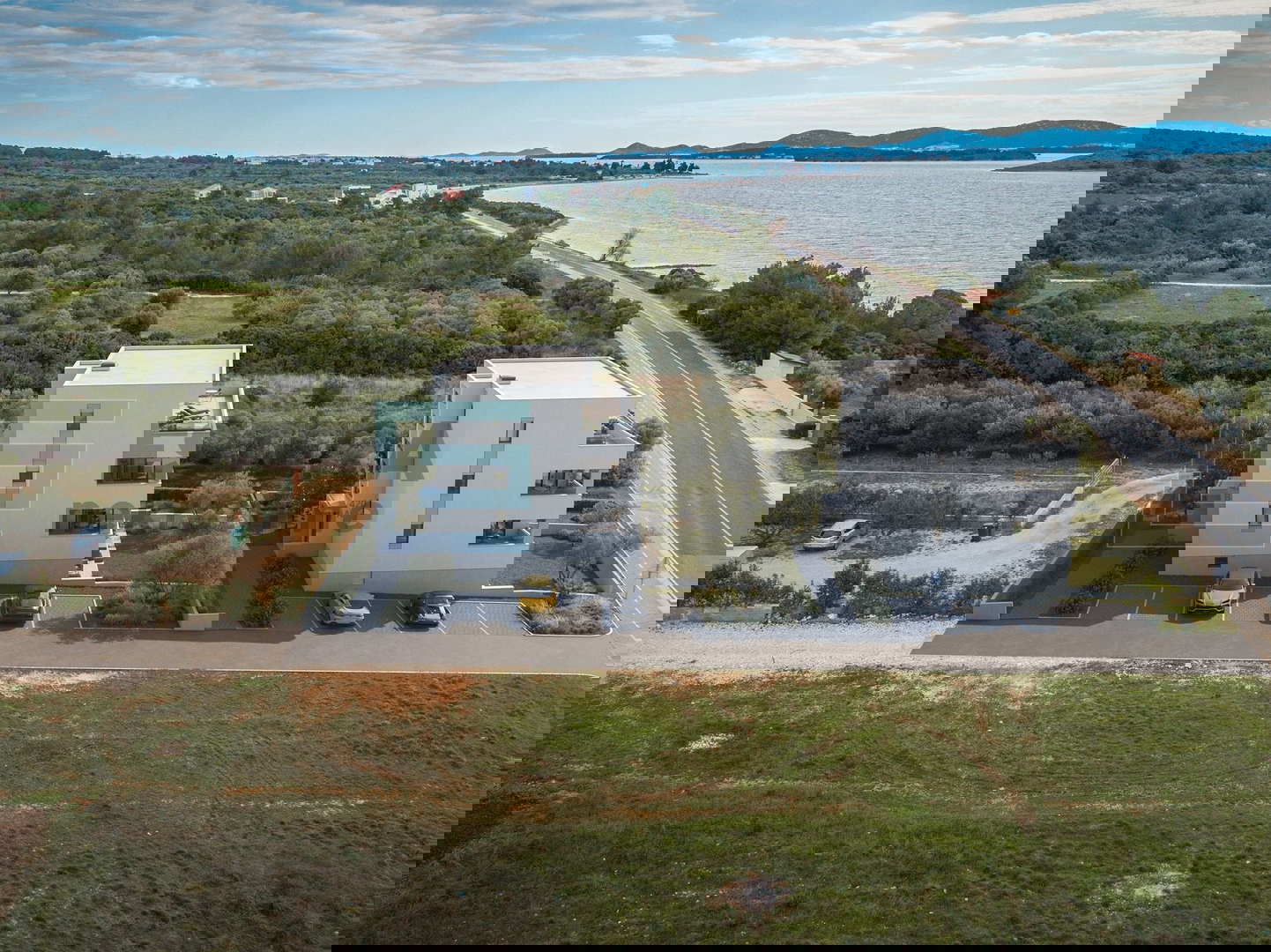 PRODAJA apartman S4V1 Sv. Petar na Moru, 65 m2, parking, 70 m od mora