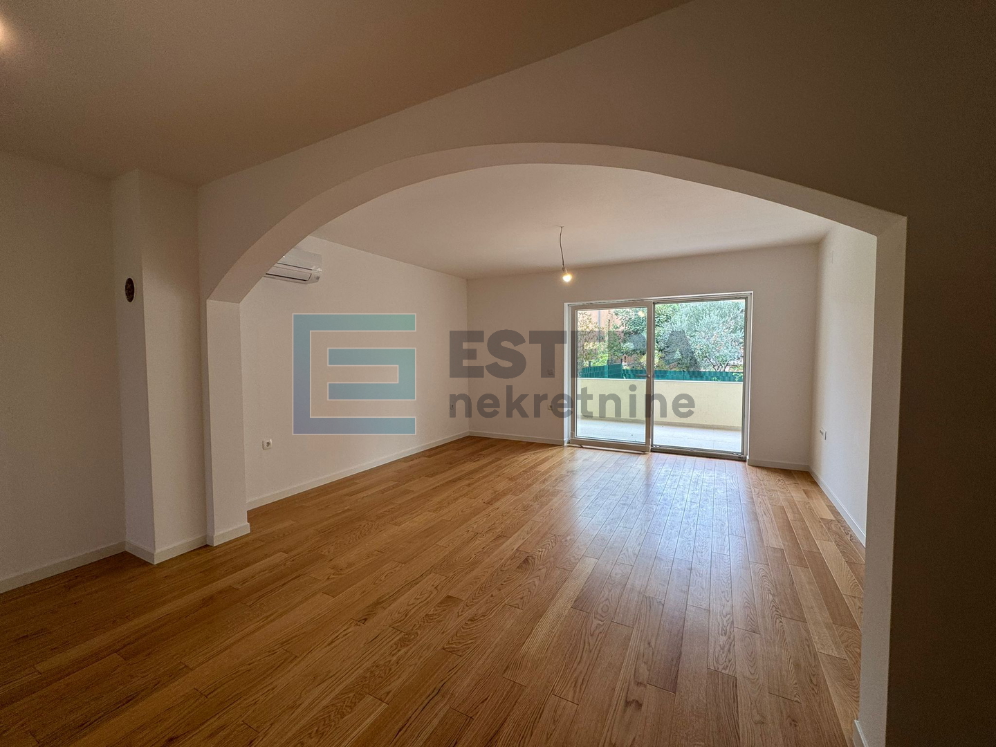 Stan PRODAJA Zadar, Novi Bokanjac, 152 m2, 3s, garaža, priz., višeetažni