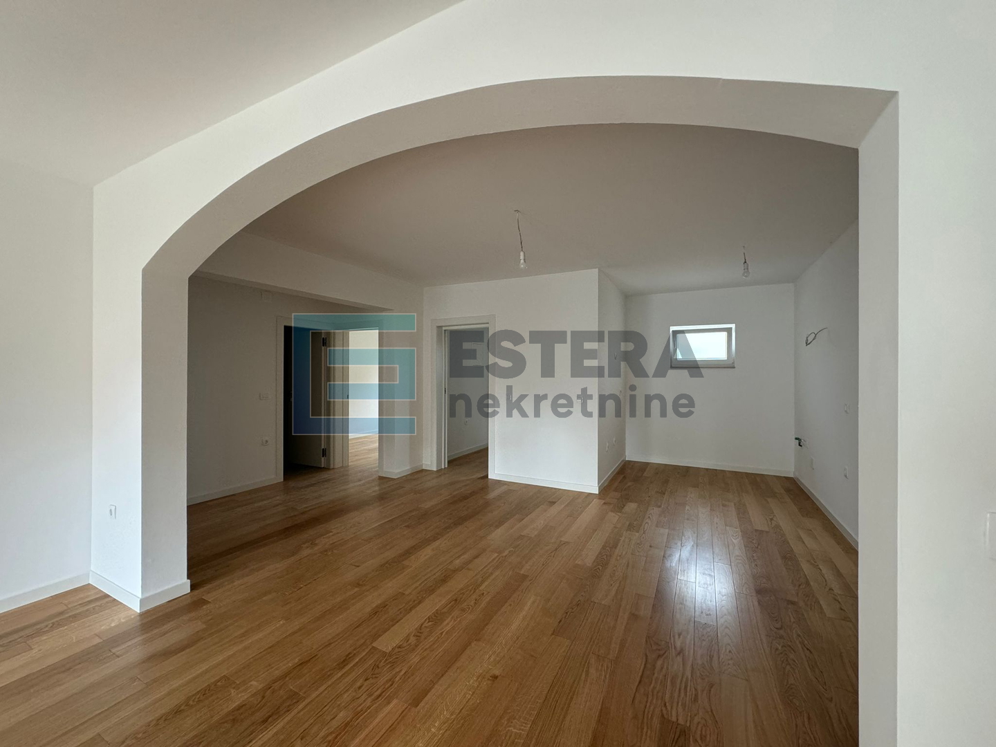 Stan PRODAJA Zadar, Novi Bokanjac, 152 m2, 3s, garaža, priz., višeetažni