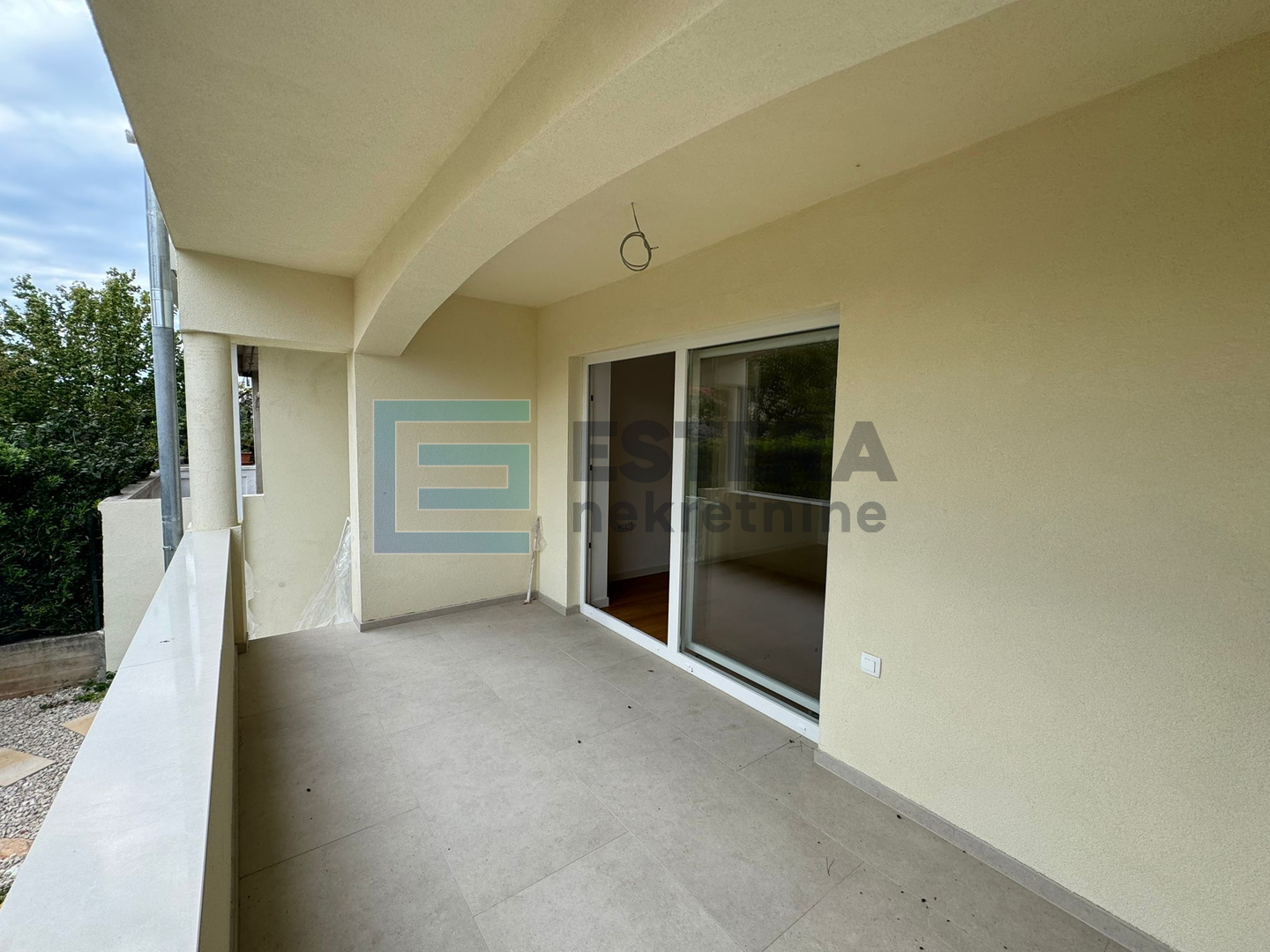 Stan PRODAJA Zadar, Novi Bokanjac, 152 m2, 3s, garaža, priz., višeetažni