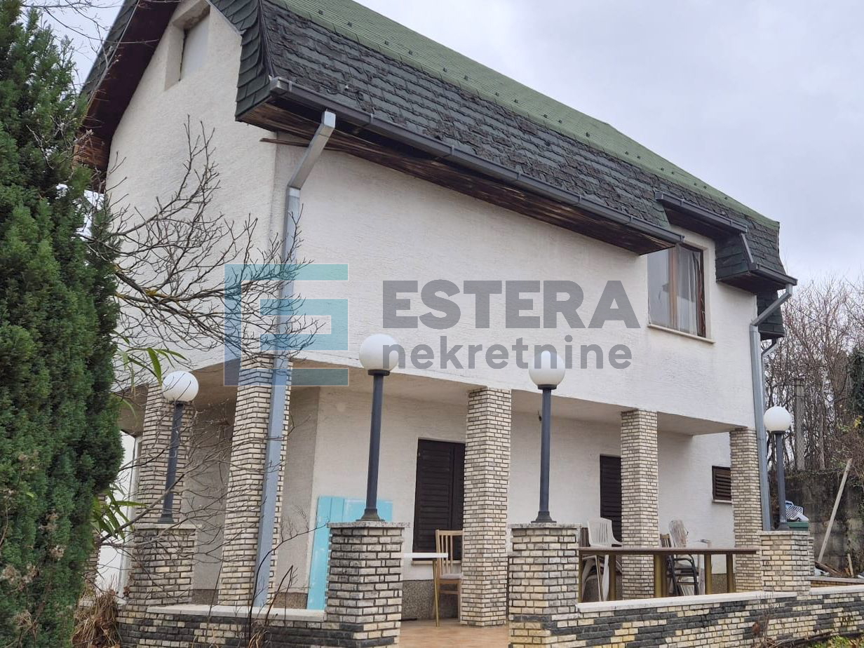 Kuća PRODAJA Manterovčak 306 m2, 9s