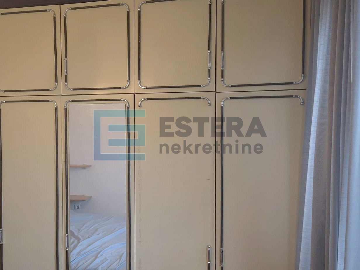 Kuća PRODAJA Manterovčak 306 m2, 9s