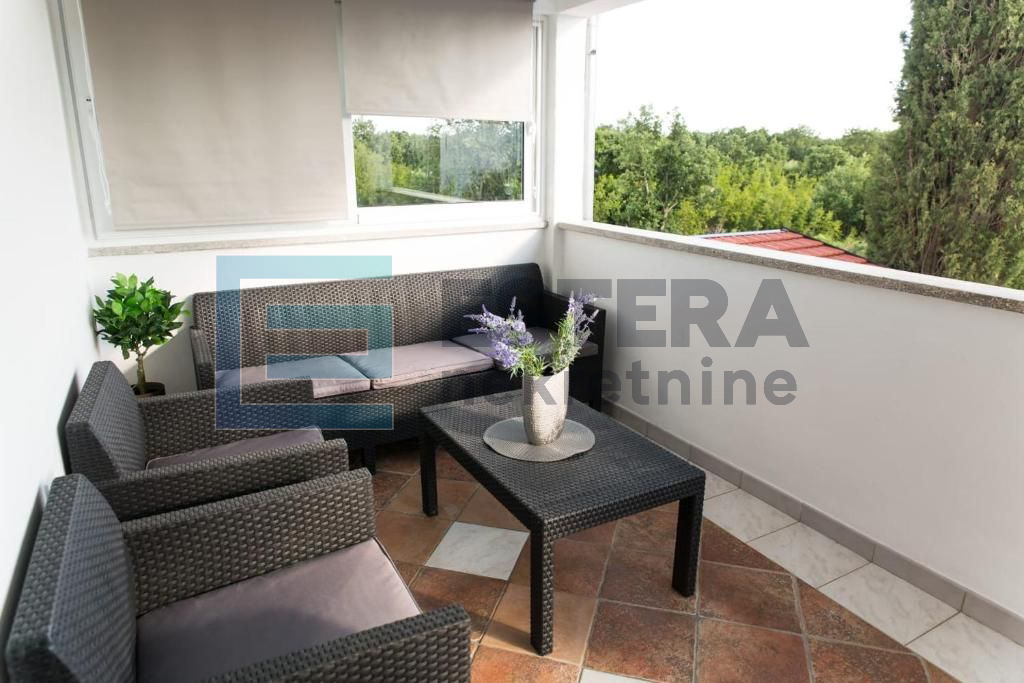 PRODAJA kuća za odmor 160 m2, Perušić